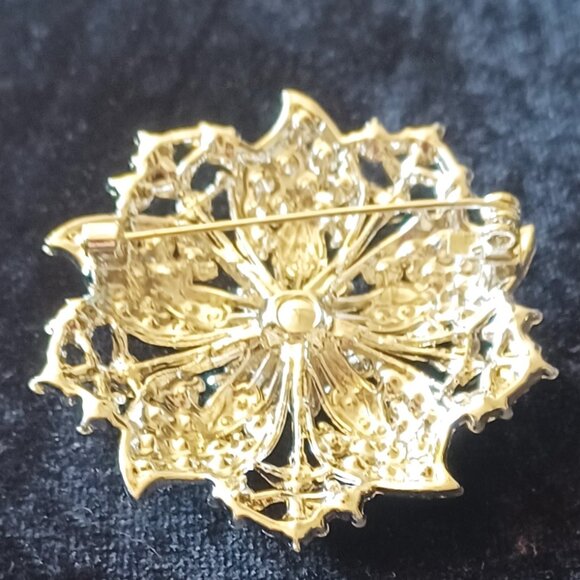 Super Bling Rhinestone Brooch - Picture 2 of 4